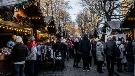 Oslo: Christmas Traditions and Guided Market Walking Tour | GetYourGuide