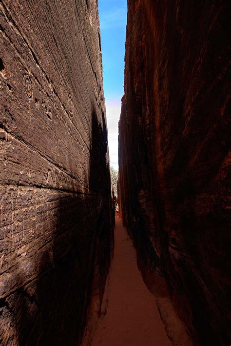 Snow Canyon Secrets: Petroglyphs – Greater Zion