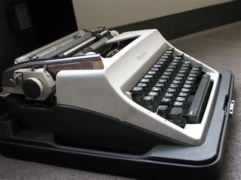 Olympia SM-9 | The Mercedes of typewriters in the body of a … | Flickr