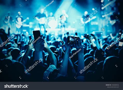 Stage show audience Images, Stock Photos & Vectors | Shutterstock