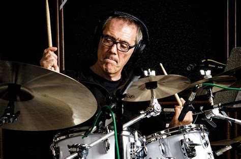 Vinnie Colaiuta: 10 Ways to Master Multiple Drumming Styles - DRUM! Magazine