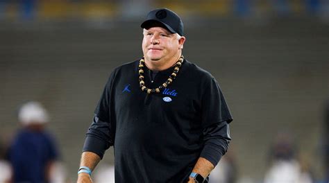 Chip Kelly departing UCLA, expected to take Ohio State offensive ...