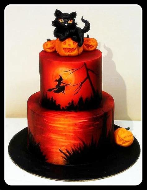 Halloween cake - Decorated Cake by The House of Cakes - CakesDecor