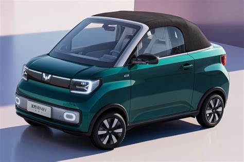 First-Ever Wuling Mini EV Cabriolet Officially Reveals