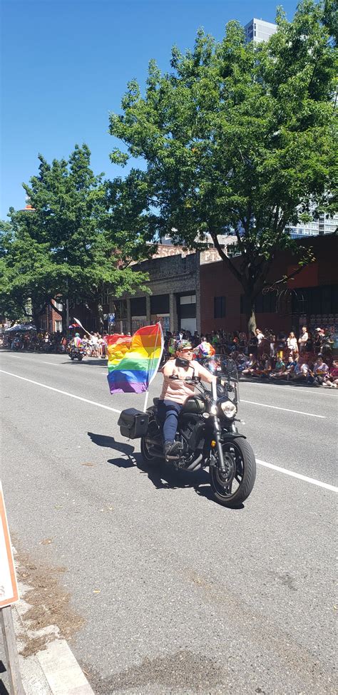 The Seattle Pride Parade. : r/lgbt