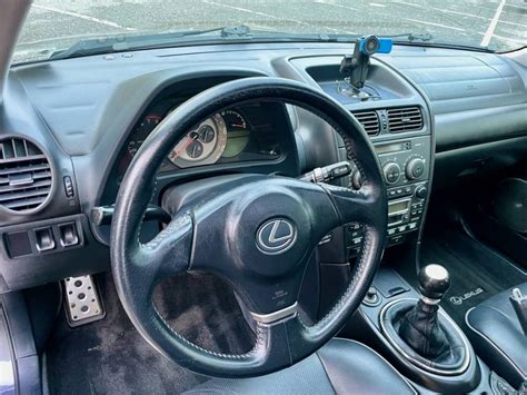 Manual Swapped: 2002 Lexus IS300 Sportcross - DailyTurismo