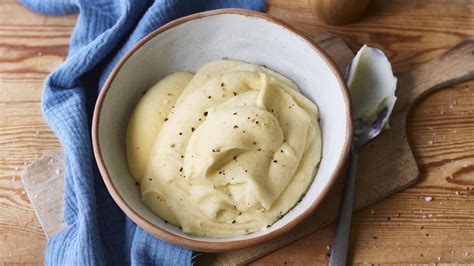 Mashed potato recipe - BBC Food