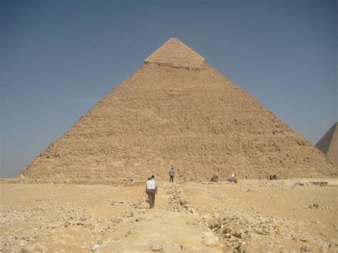 Pyramid of Khafre