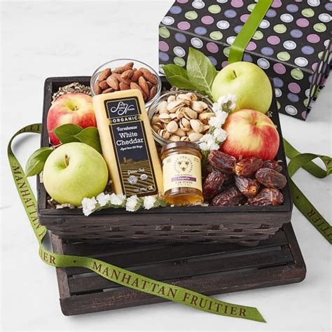 Manhattan Fruitier Kosher Apple & Cheese Snack Basket | Williams Sonoma