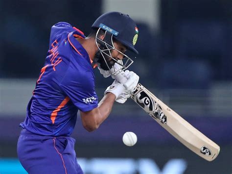 Gavaskar on Rahul form | KL Rahul Sunil Gavaskar in awe of KL Rahul's ...