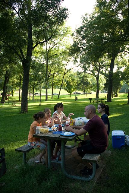 Picnic Areas | Missouri State Parks