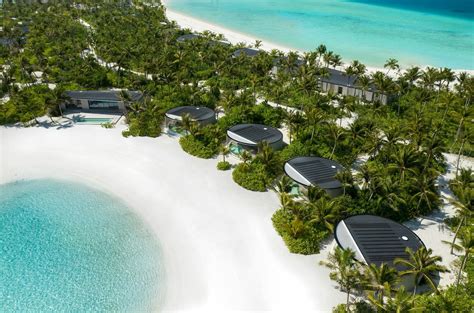 The Ritz-Carlton Maldives – Luxury Maldives Holidays