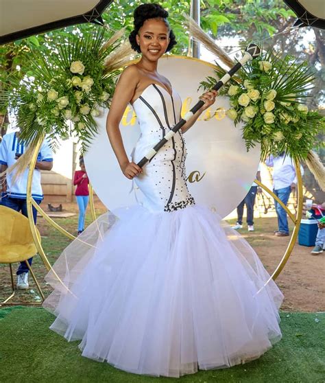 Gorgeous Xhosa wedding attire 2020 for cute ladies