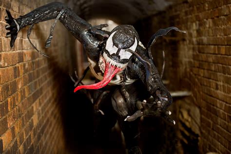 Venom Cosplay - Home