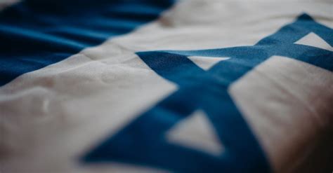 Israel Flag Meaning: Origin & Symbols Explained