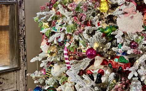 Christmas Tree Reveal “2023” - The Shabby Tree