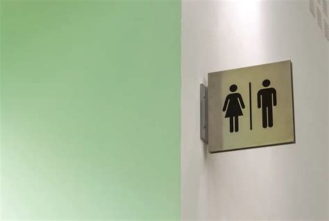 How to Design Toilet Signs? - e-architect