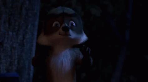 Over The Hedge Rj Raccoon GIF - Over The Hedge Rj Raccoon Vecinos Invasores - Discover & Share GIFs