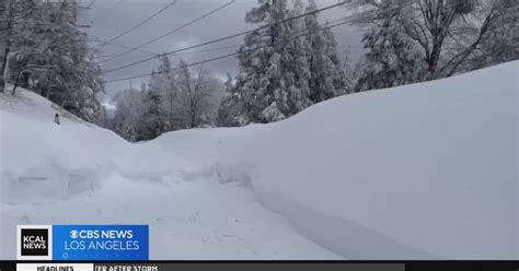 617 miles of San Bernardino mountain roads still covered in snow - CBS ...