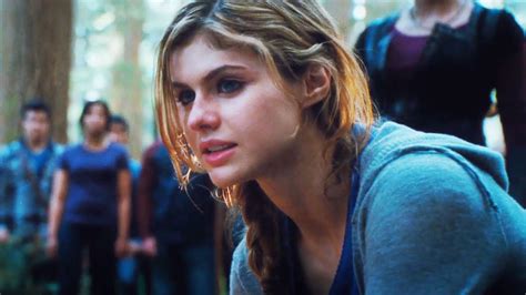 Alexandra Daddario Net Worth |Wiki,Bio,earnings, movies, career, boyfriend,age,height