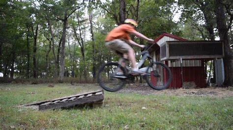 How to Make MTB Ramp - YouTube