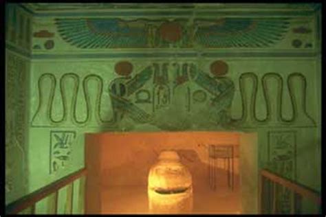 Wall Paintins of King Tut and others in Anceint Egypt
