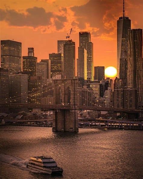 Epic sunset with awesome city 🌇 : newyorkcity | New york city pictures ...