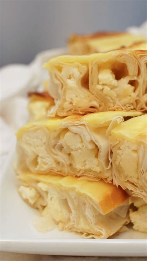 MOLDAVIAN CHEESE STRUDEL (PLACINTA) | Cheese appetizers, Pastries recipes dessert, Filo pastry ...