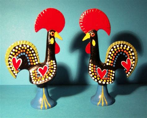 the portuguese rooster. from the homeland!! | Arts and crafts, Rooster, Bright art