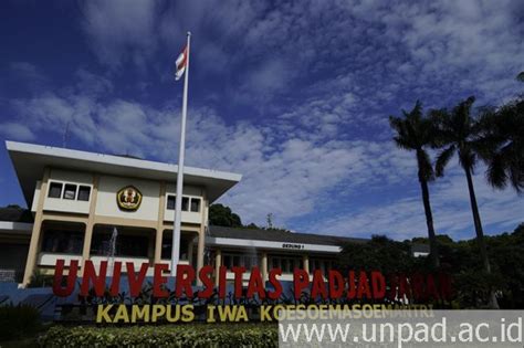 Unpad Bertahan di 10 Besar Peringkat THE Impact Rankings Indonesia ...