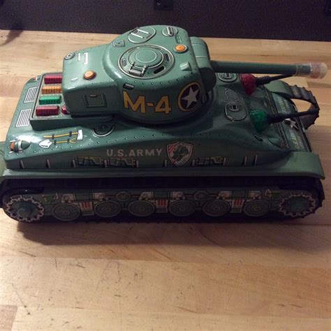 #toys #vintagetoys Tin M-4 US ARMY TANK TAIYO JAPAN RARE TOY | Toy tanks, Vintage toys, Old toys