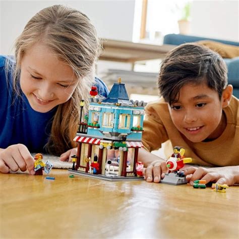 LEGO® Creator™ Townhouse Toy Store, 554 pc - Food 4 Less