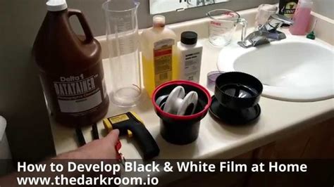 How To Develop 35mm Film in 5 Minutes - YouTube