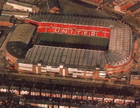 Old Trafford Stadium History, Capacity, Records and Other uses | Manchester united old trafford ...