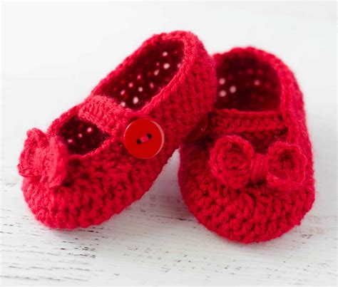 Mary Jane Crochet Baby Booties - Crochet 365 Knit Too
