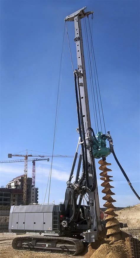 Continuous flight auger (CFA) drilling rig - B275XP-2 - CASAGRANDE - Foundation Division ...