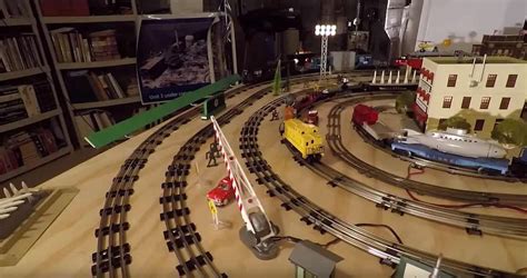 12 Wonderful Lionel Train Layouts – [WITH VIDEOS] | Toy Train Center