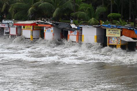 More than 100,000 evacuated as cyclone threatens India and Pakistan | The Citizen