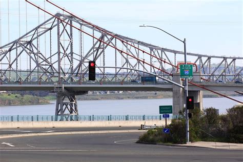 Coming: An $8 toll on the Carquinez bridge? | Local News | napavalleyregister.com