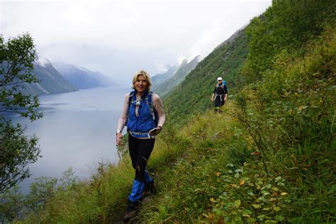 The hidden Fjord Hike - day trip | Hiking | Norangsfjorden | Norway