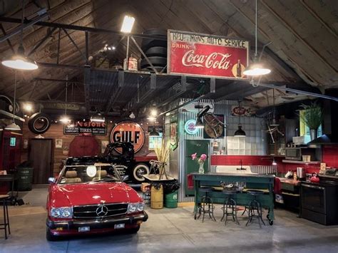 Pin on DREAM GARAGE | Classic car garage, Dream car garage, Vintage car garage