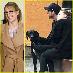 Melissa Benoist & Chris Wood Cuddle In Vancouver Ahead of New ‘Supergirl’ Episode | Celebrity ...