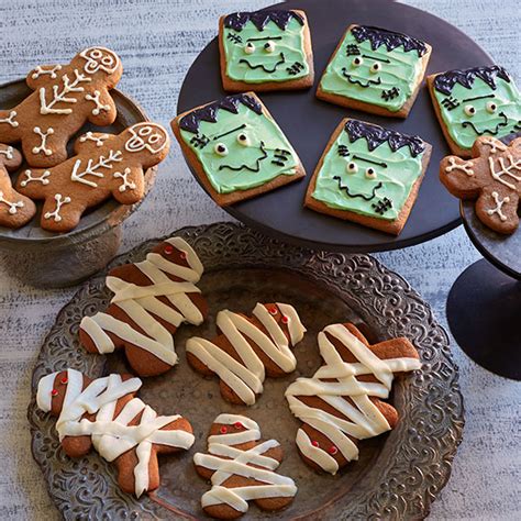 Halloween Gingerbread Cookie Recipe | Hallmark Ideas & Inspiration