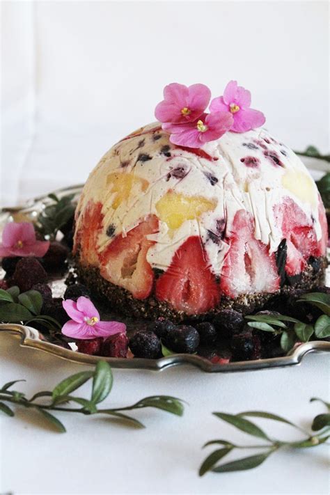 This Rawsome Vegan Life: fruit + coconut ice cream cake with brownie crust