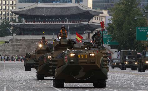 South Korea to Bring Back Traditional Military Parade | TIME