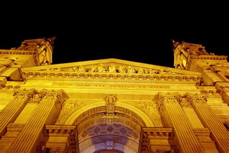 Basilica of St. Stephen at Night Stock Image - Image of europe, belief ...