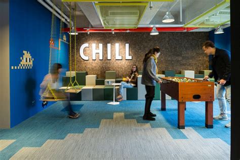 Cool Office Game Room Designs With Homey Features | Corporate office ...