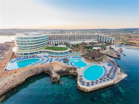 Ramla Bay Resort Hotel Review, Mellieha, Malta | Telegraph Travel