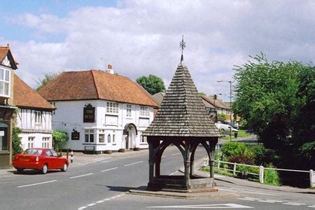 The well-house at Bovingdon - Photo