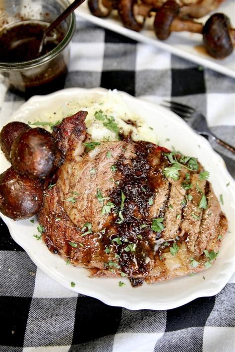 Steak with Red Wine Sauce - Out Grilling